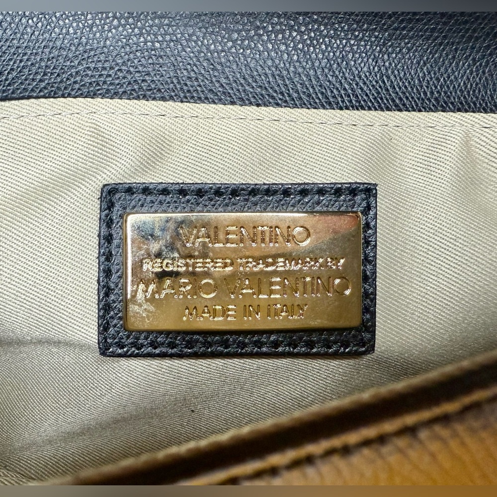 🆕VALENTINO by Mario Valentino Crossbody Bag - Picture 17 of 17